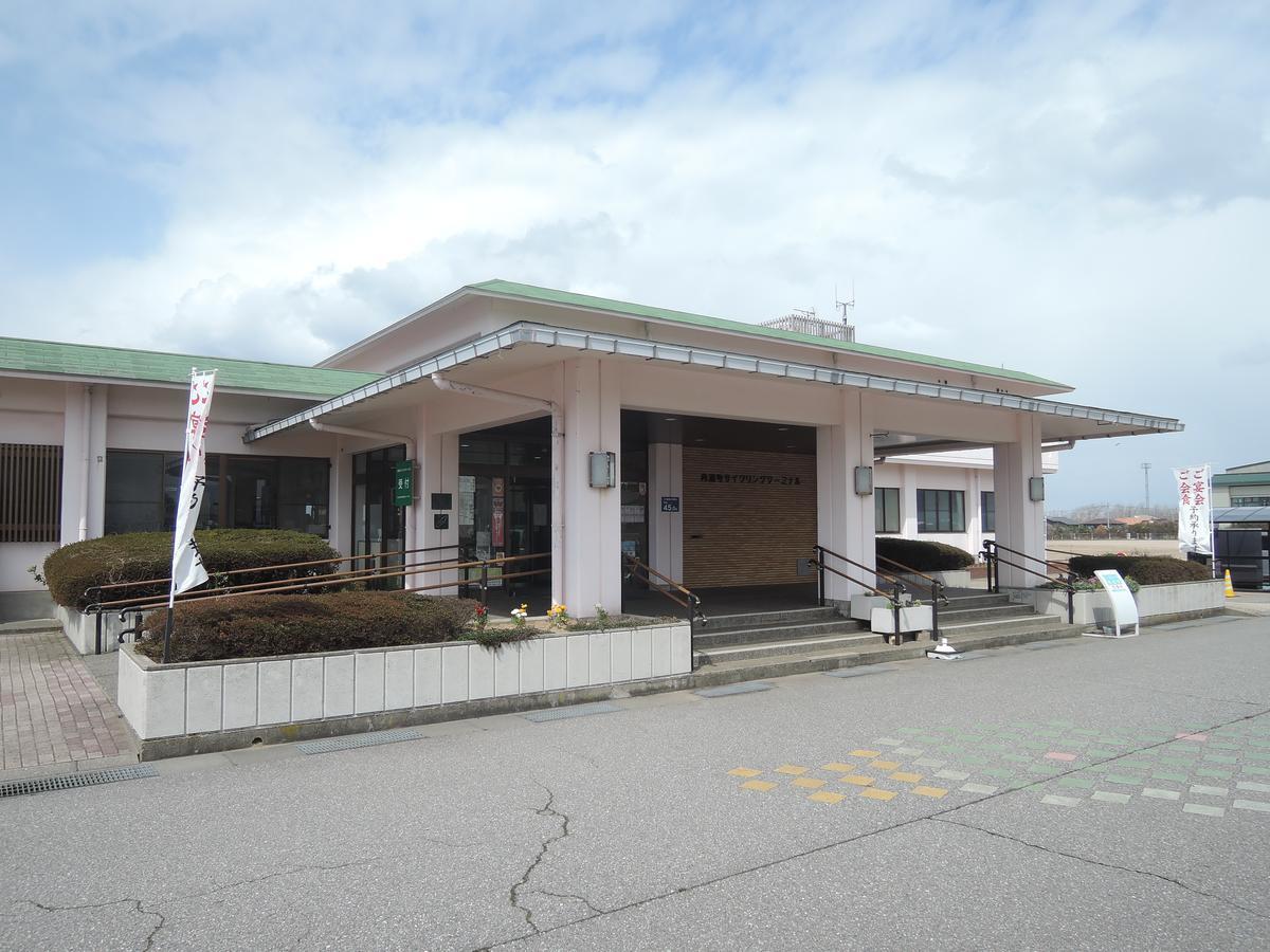 Uchinadamachi Cycling Terminal Hotel Esterno foto